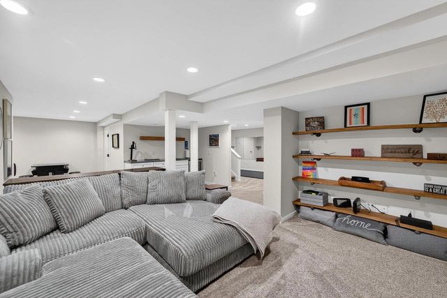 442 Augusta Drive, Madison, WI 53717