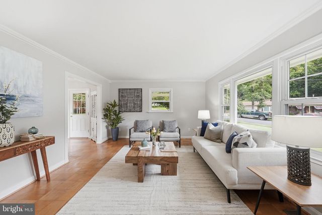 4414 GLENN ROSE ST, Fairfax, VA 22032