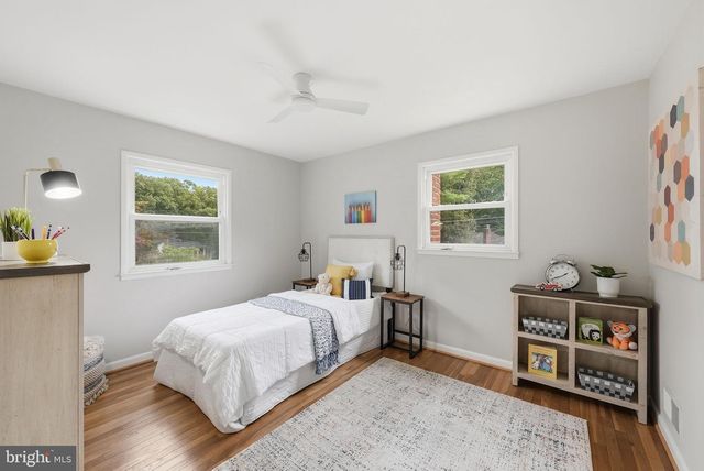 4414 GLENN ROSE ST, Fairfax, VA 22032