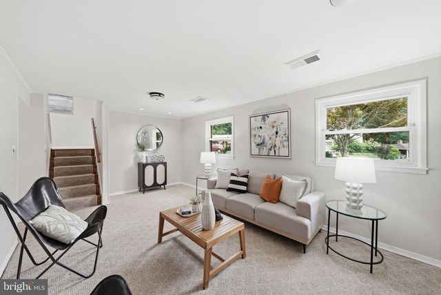 4414 GLENN ROSE ST, Fairfax, VA 22032