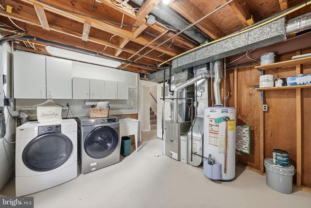 4414 GLENN ROSE ST, Fairfax, VA 22032