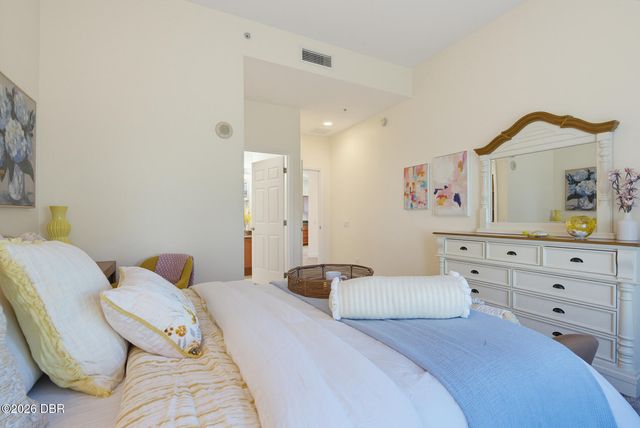2 Oceans West Blvd Apt 103, Daytona Beach Shores, FL 32118