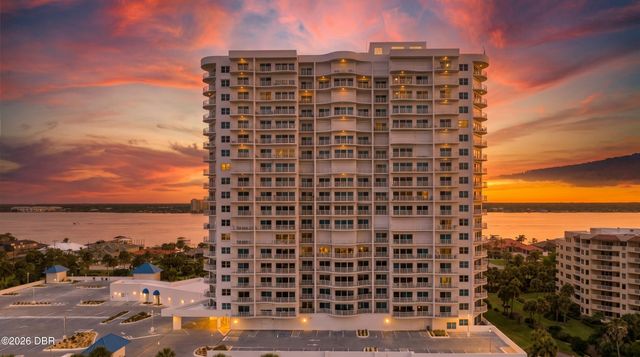 2 Oceans West Blvd Apt 103, Daytona Beach Shores, FL 32118