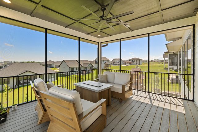 17734 Townsend Drive, Clive, IA 50325