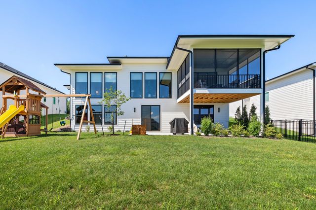 17734 Townsend Drive, Clive, IA 50325
