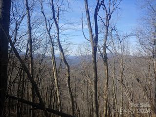 34 Barn Cove Road, Clyde, NC 28721