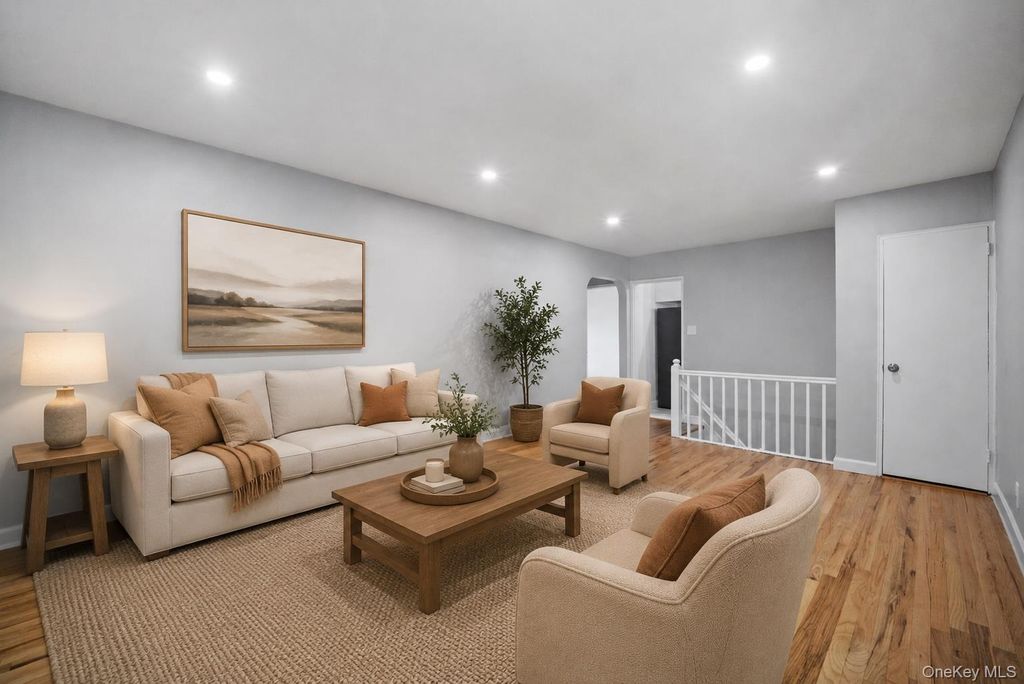 73-25 220th Street 137A2, Oakland Gardens, NY 11364 — photo 4