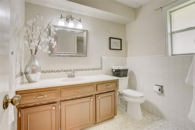 10803 Chevy Chase Drive, Houston, TX 77042