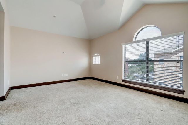 8715 Meadowcroft Drive 901, Houston, TX 77063