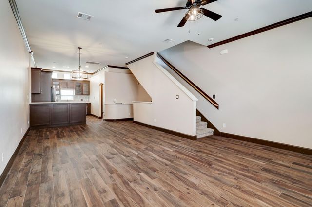 8715 Meadowcroft Drive 901, Houston, TX 77063