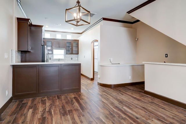 8715 Meadowcroft Drive 901, Houston, TX 77063