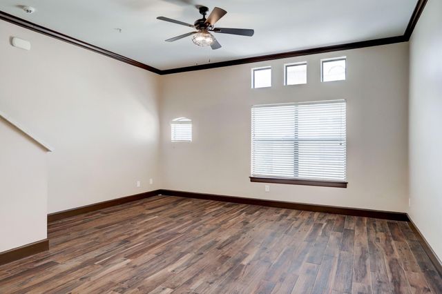 8715 Meadowcroft Drive 901, Houston, TX 77063