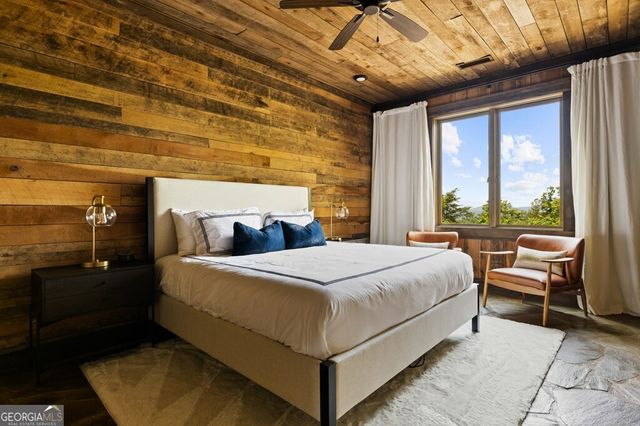 351 Black Dog Trail, Morganton, GA 30560