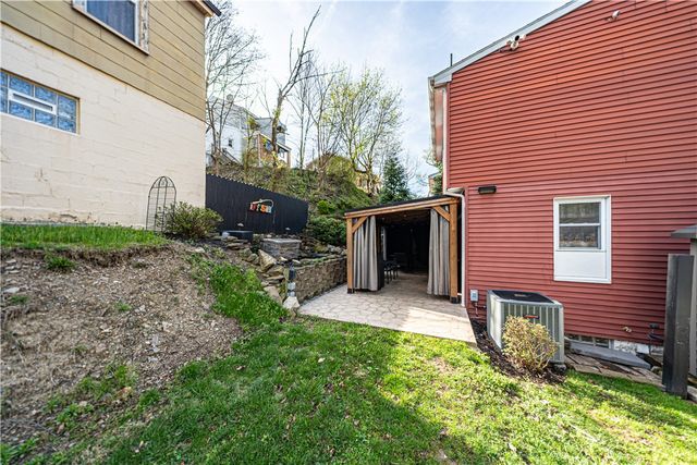 1120 Clare Ave, Shaler, PA 15209