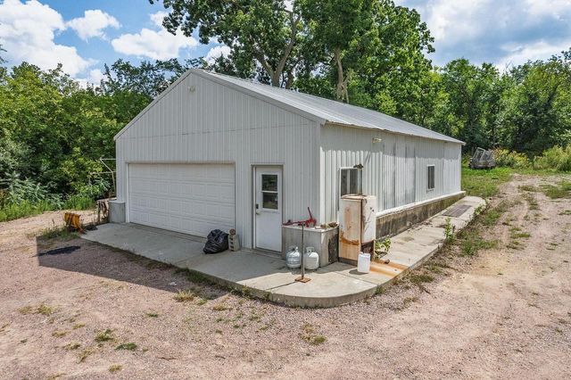 E13095 County Rd. W, Baraboo, WI 53913