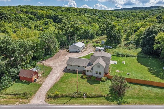 E13095 County Rd. W, Baraboo, WI 53913