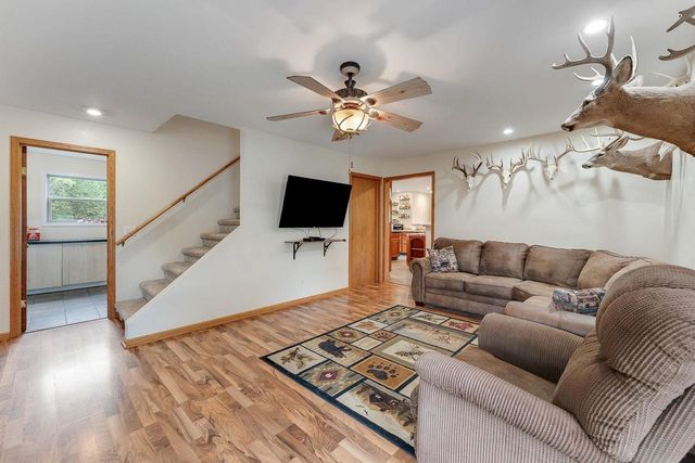 E13095 County Rd. W, Baraboo, WI 53913