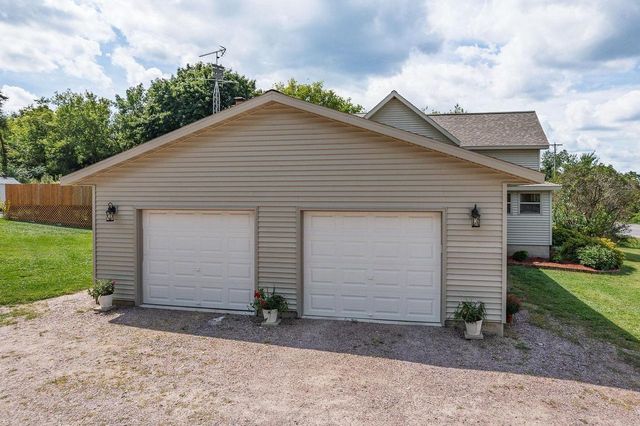 E13095 County Rd. W, Baraboo, WI 53913