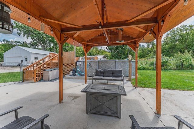 E13095 County Rd. W, Baraboo, WI 53913