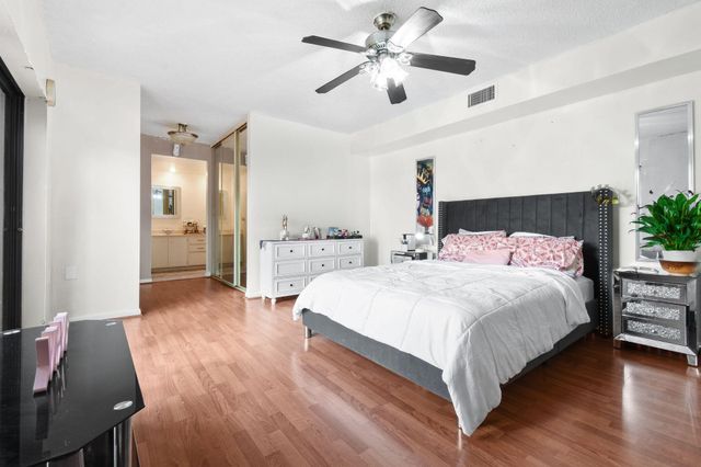 2406 24th Lane, Greenacres, FL 33463