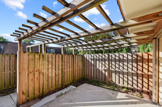 2406 24th Lane, Greenacres, FL 33463
