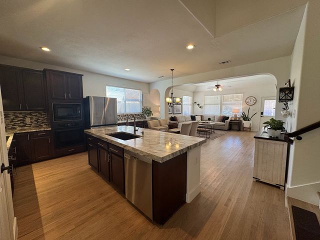 10359 Promontory Drive, Frisco, TX 75035