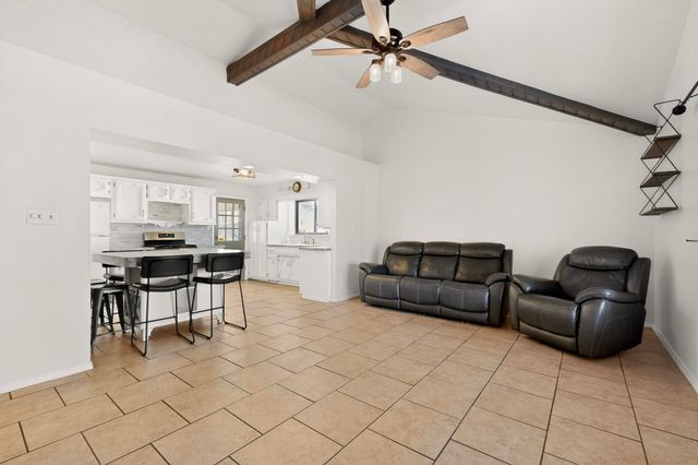 2611 Parsifal Street NE, Albuquerque, NM 87112