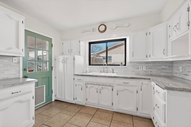 2611 Parsifal Street NE, Albuquerque, NM 87112