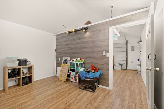 2611 Parsifal Street NE, Albuquerque, NM 87112