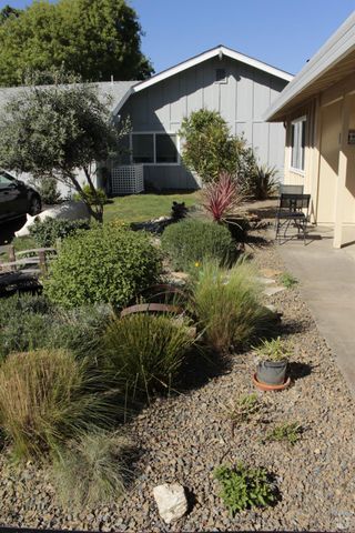 11 Oakgreen, Santa Rosa, CA 95409