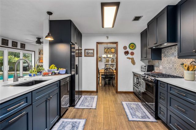 2507 NW 29TH PLACE, Gainesville, FL 32605