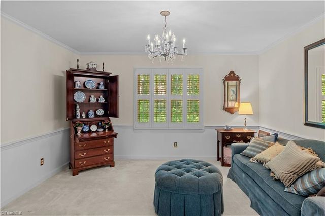 805 Chartwell Circle, Winston-salem, NC 27106