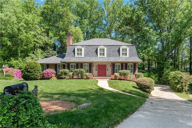 805 Chartwell Circle, Winston-salem, NC 27106