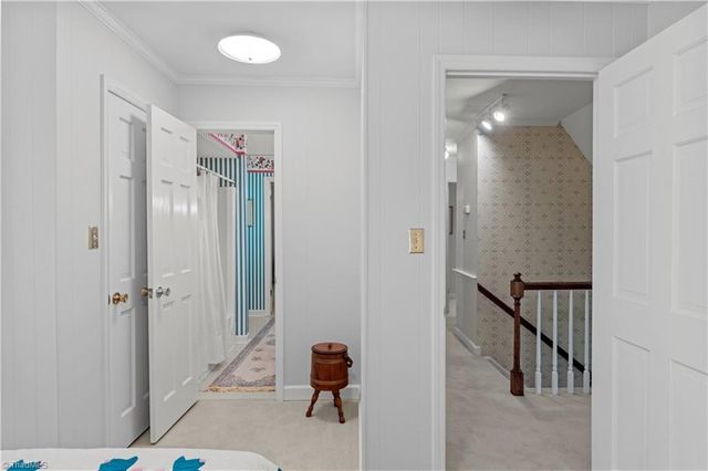 805 Chartwell Circle, Winston-salem, NC 27106