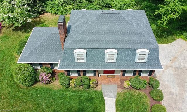 805 Chartwell Circle, Winston-salem, NC 27106