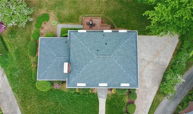 805 Chartwell Circle, Winston-salem, NC 27106