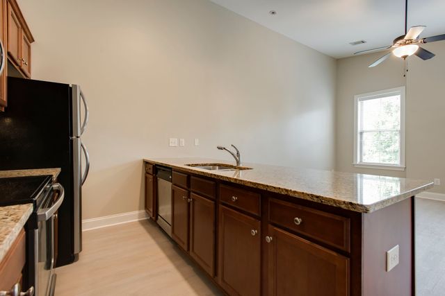 3120B Long Blvd, Nashville, TN 37203
