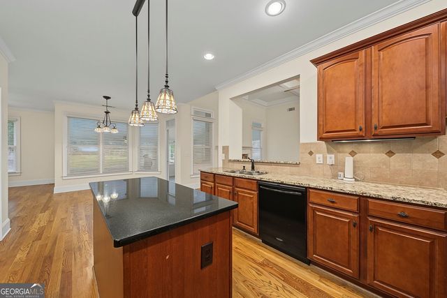 182 Little Victoria Road, Woodstock, GA 30189