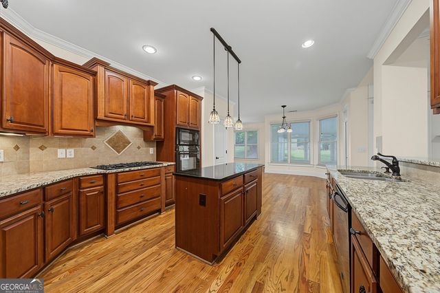 182 Little Victoria Road, Woodstock, GA 30189