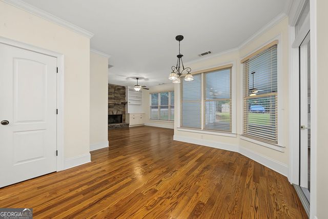 182 Little Victoria Road, Woodstock, GA 30189