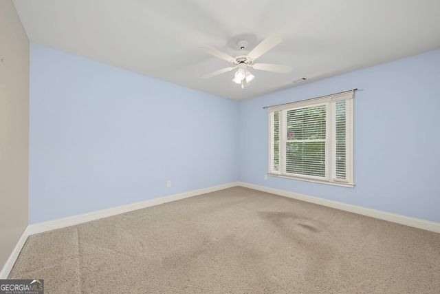 182 Little Victoria Road, Woodstock, GA 30189
