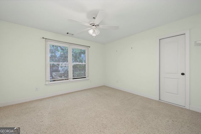 182 Little Victoria Road, Woodstock, GA 30189