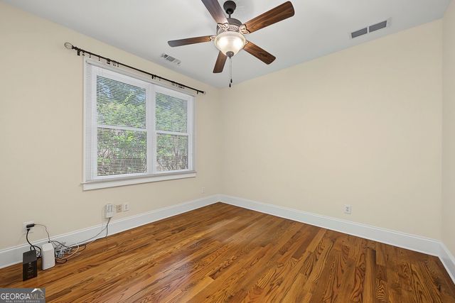 182 Little Victoria Road, Woodstock, GA 30189