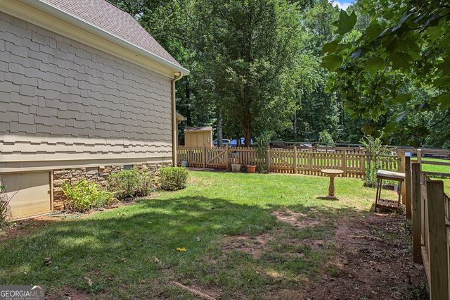 182 Little Victoria Road, Woodstock, GA 30189