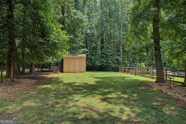 182 Little Victoria Road, Woodstock, GA 30189