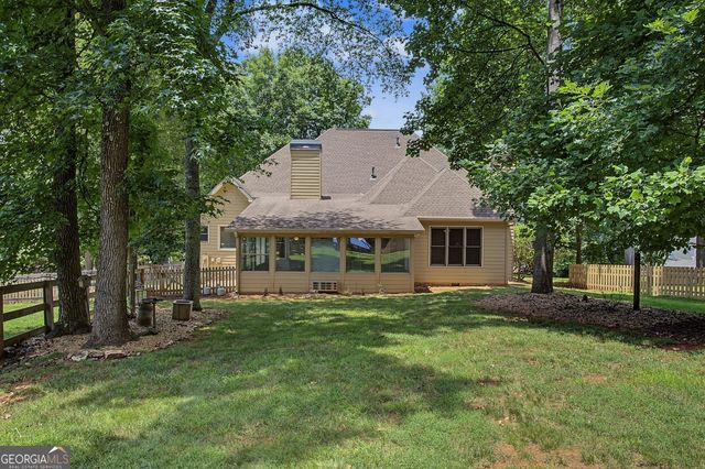 182 Little Victoria Road, Woodstock, GA 30189