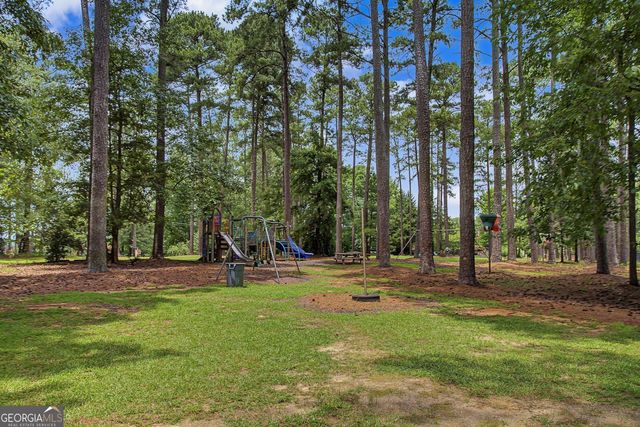 182 Little Victoria Road, Woodstock, GA 30189