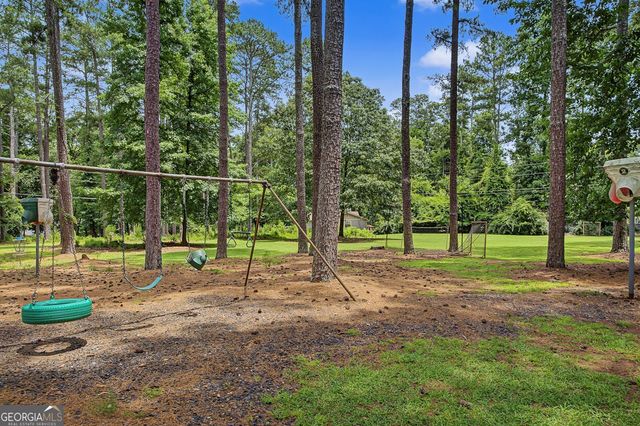 182 Little Victoria Road, Woodstock, GA 30189