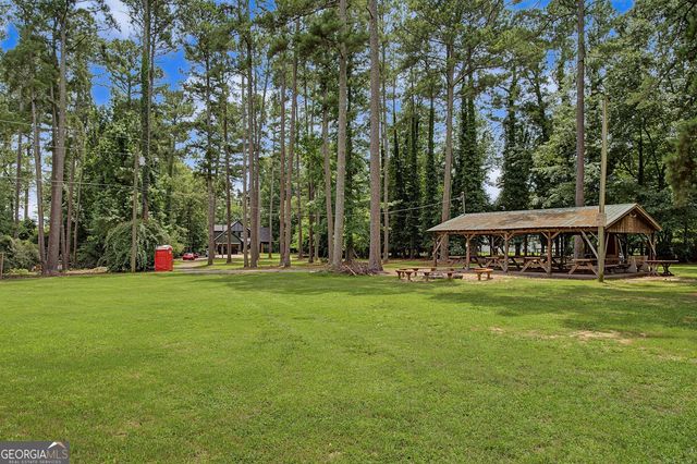 182 Little Victoria Road, Woodstock, GA 30189