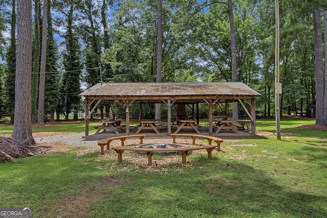 182 Little Victoria Road, Woodstock, GA 30189